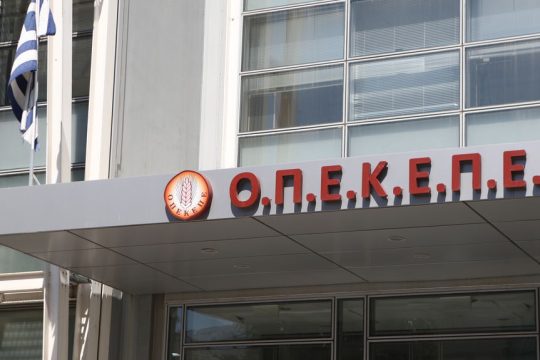 Ρουσφέτι: βολικός μύθος για συμψηφισμούς